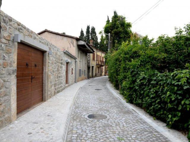 Gallery Apartment Podgorica Exterior photo